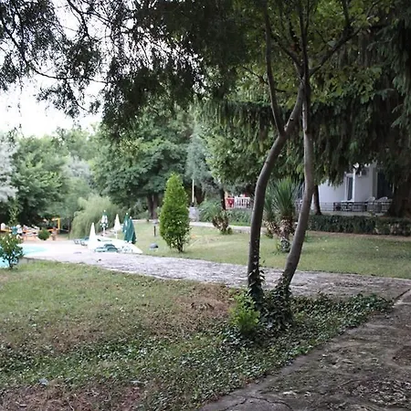 Zdravets - Free Parking 3* ゴールデンサンド