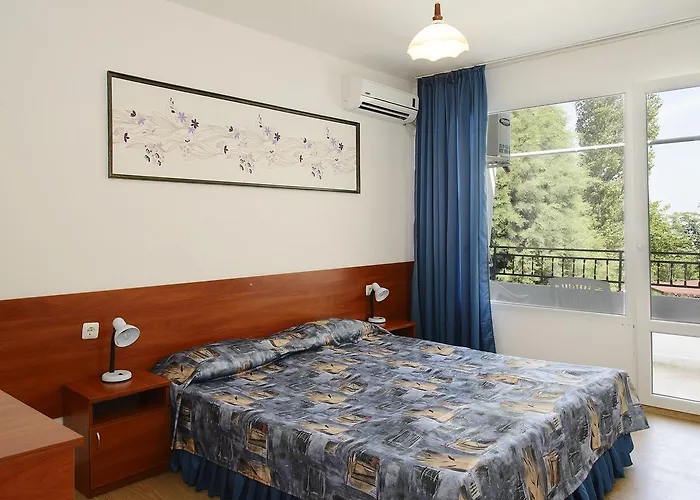 Zdravets - Free Parking Hotel