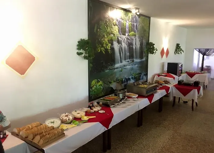 Zdravets - Free Parking Hotel